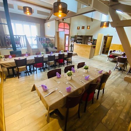 Bed and Breakfast Les Pierres Roses Coise Exterior foto